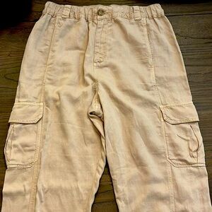Faherty Women’s Tan Utility Pants with Pockets.